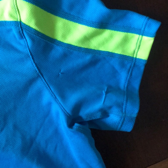 NIKE Dri-Fit top - Picture 3 of 4